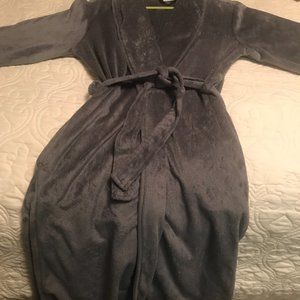 Jacklyn Smith Long Belted Robe